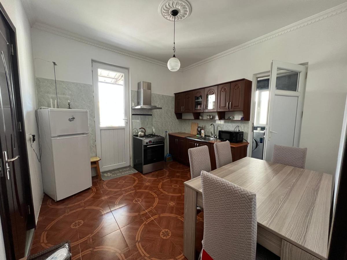 Apartment Merabi 바투미 외부 사진